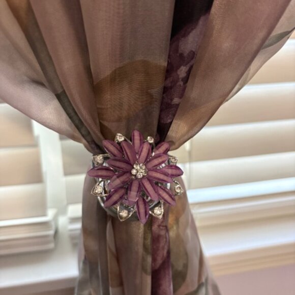 3 Pack Sparkling Crystal Flower Magnetic Curtain/Towel Tie Backs Purple Silver - Picture 1 of 3